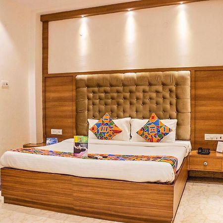 Fabhotel Prime Sarin Inn Heritage Varanasi Exterior foto